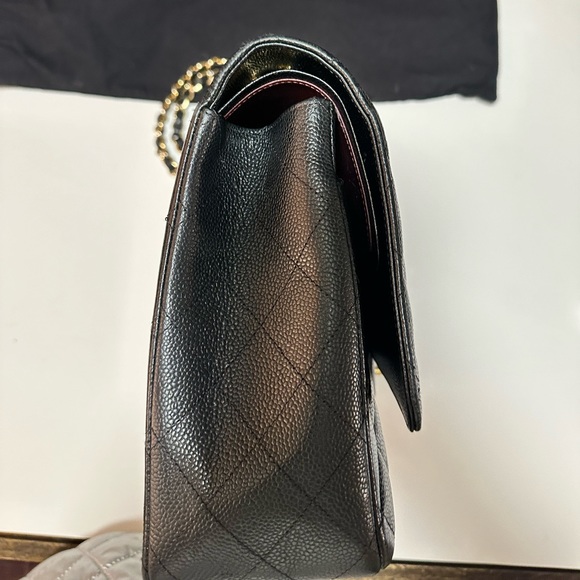 CHANEL Jumbo Double Flap - Black - Picture 6 of 15